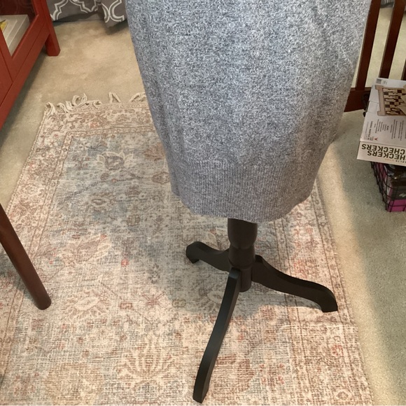 Gap - Picture 8 of 10